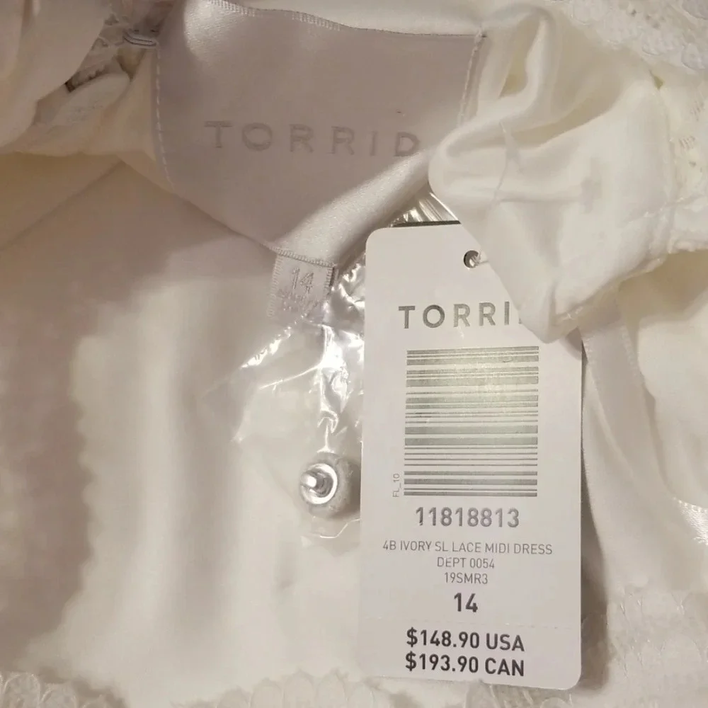 Torrid Lace Bridal Wedding Ivory Dress 14 - Picture 6 of 8
